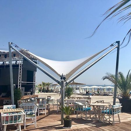 White Tower Mamaia Apartament Екстер'єр фото
